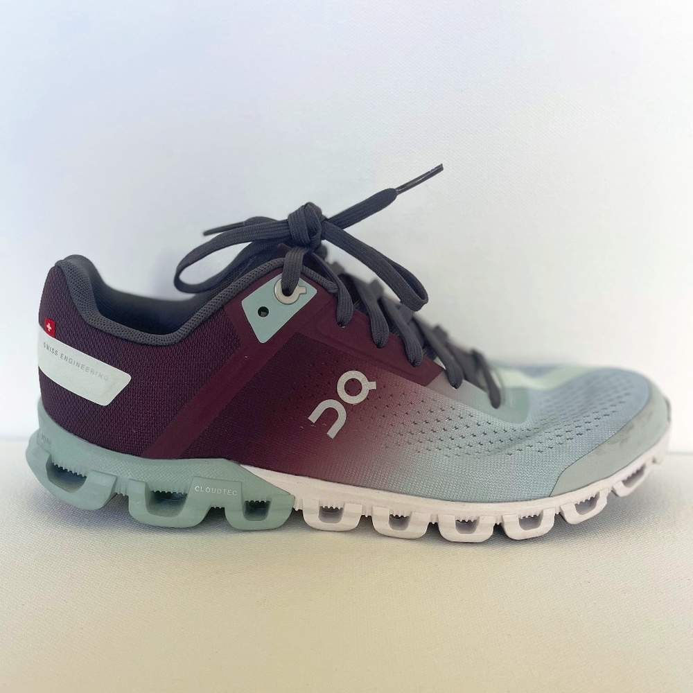 On Cloudflow Women Sz 7.5 Mulberry|Mineral Running Jogging Shoe Sneaker 35-99231